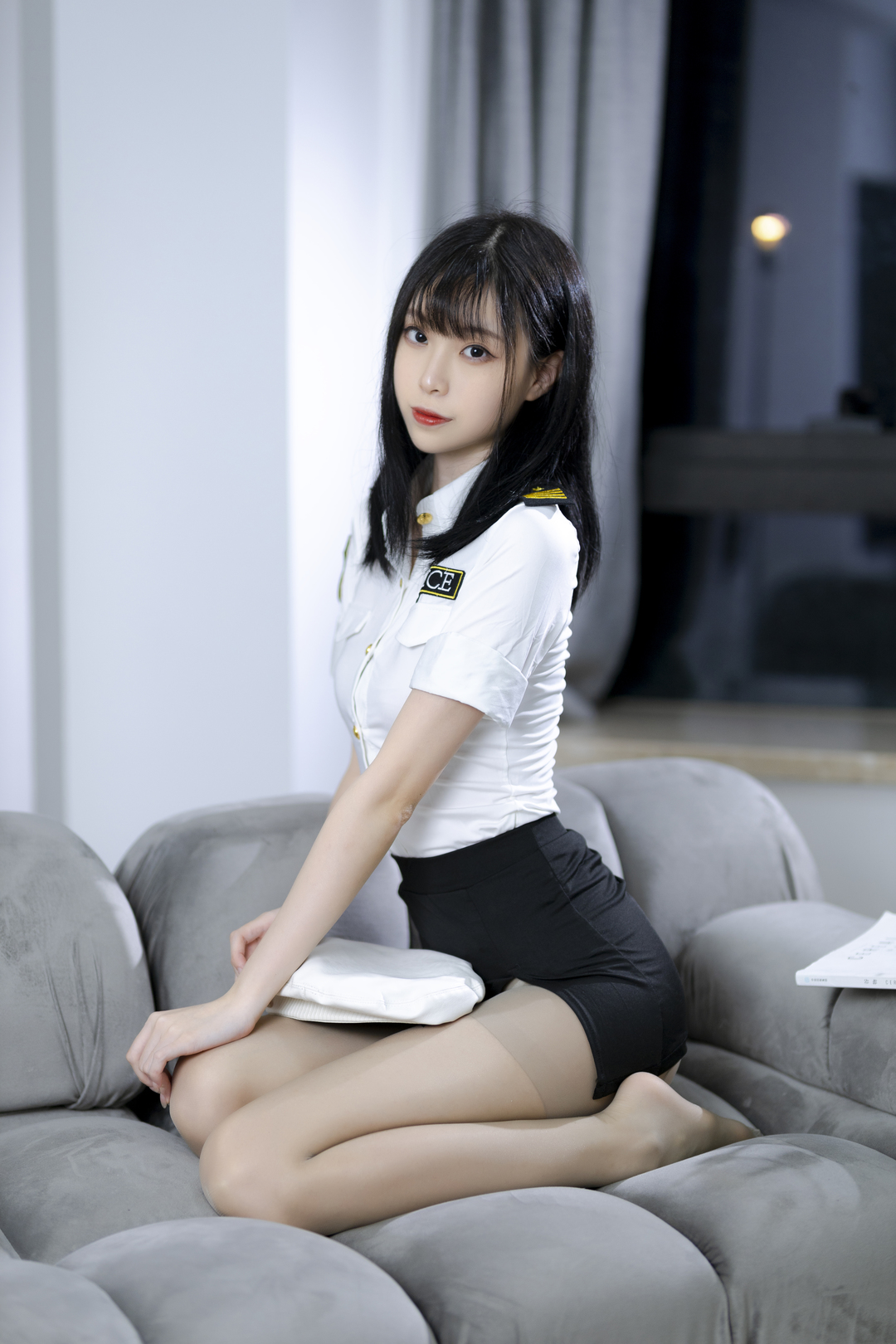 图片[3]-清新美少女许岚LAN《灰丝制服》美腿诱惑，性感风格心动不已-爱看兔